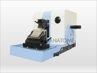 Micr&oacute;tomo rotativo manual